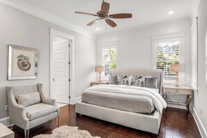 4 chambres, fer et planche à repasser, Wi-Fi gratuit, draps fournis