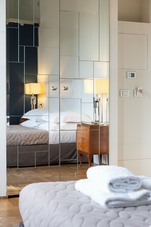 Superior Double Room, 1 Bedroom, Garden View | Premium bedding, in-room safe, free WiFi, bed sheets - Hotel la Scala (Florence)