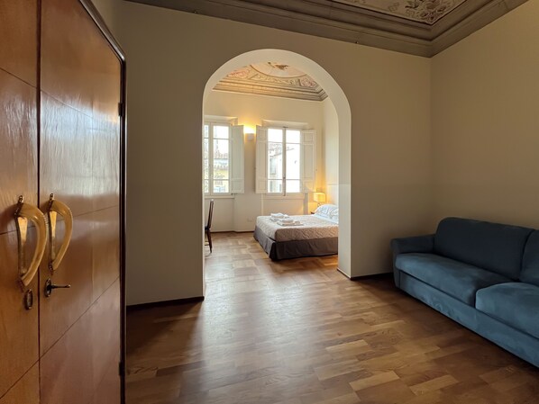Luxury Room | Premium bedding, in-room safe, free WiFi, bed sheets - Hotel la Scala (Florence)