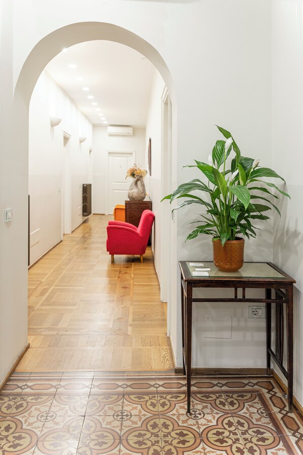 Interior entrance - Hotel la Scala (Florence)