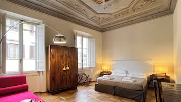 Premium bedding, in-room safe, laptop workspace, free WiFi