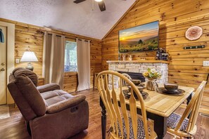 Smart TV, fireplace, DVD player