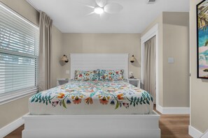2 bedrooms, iron/ironing board, free WiFi, bed sheets -  Emerald Gulf, Pool & Hot tub at your patio,-FREE BEACH ITEMS - pocket doors (Miramar Beach)