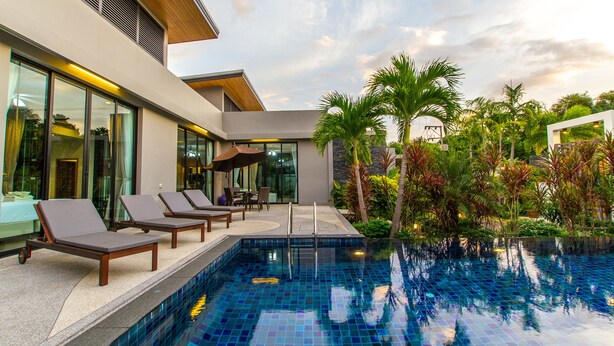 3-Bedroom Villa with Private Pool and Garden | Terrasse/Patio