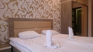 1 bedroom, iron/ironing board, free WiFi, bed sheets - CheckInArmenia (Yerevan)