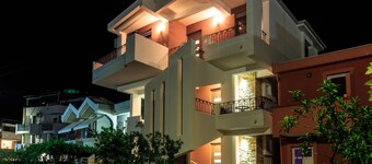 De Lux Apartments Luka