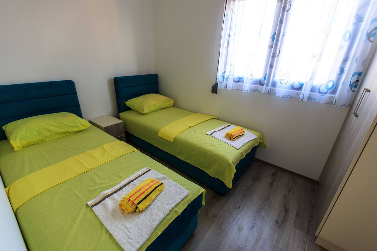 Penthouse Deluxe, 3 phòng ngủ, quang cảnh biển | Bàn, phòng cách âm, truy cập Internet không dây miễn phí