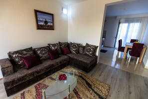 Living area - De Lux Apartments Luka (Bar)