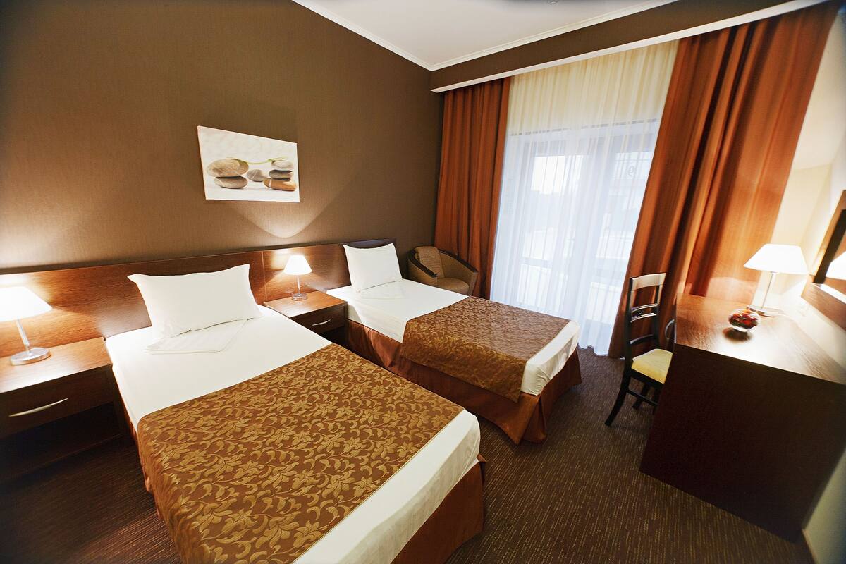 Chambre Standard Double ou avec lits jumeaux