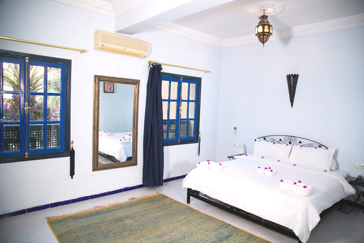 Apartment, Pool View | 1 bedroom, free WiFi, bed sheets