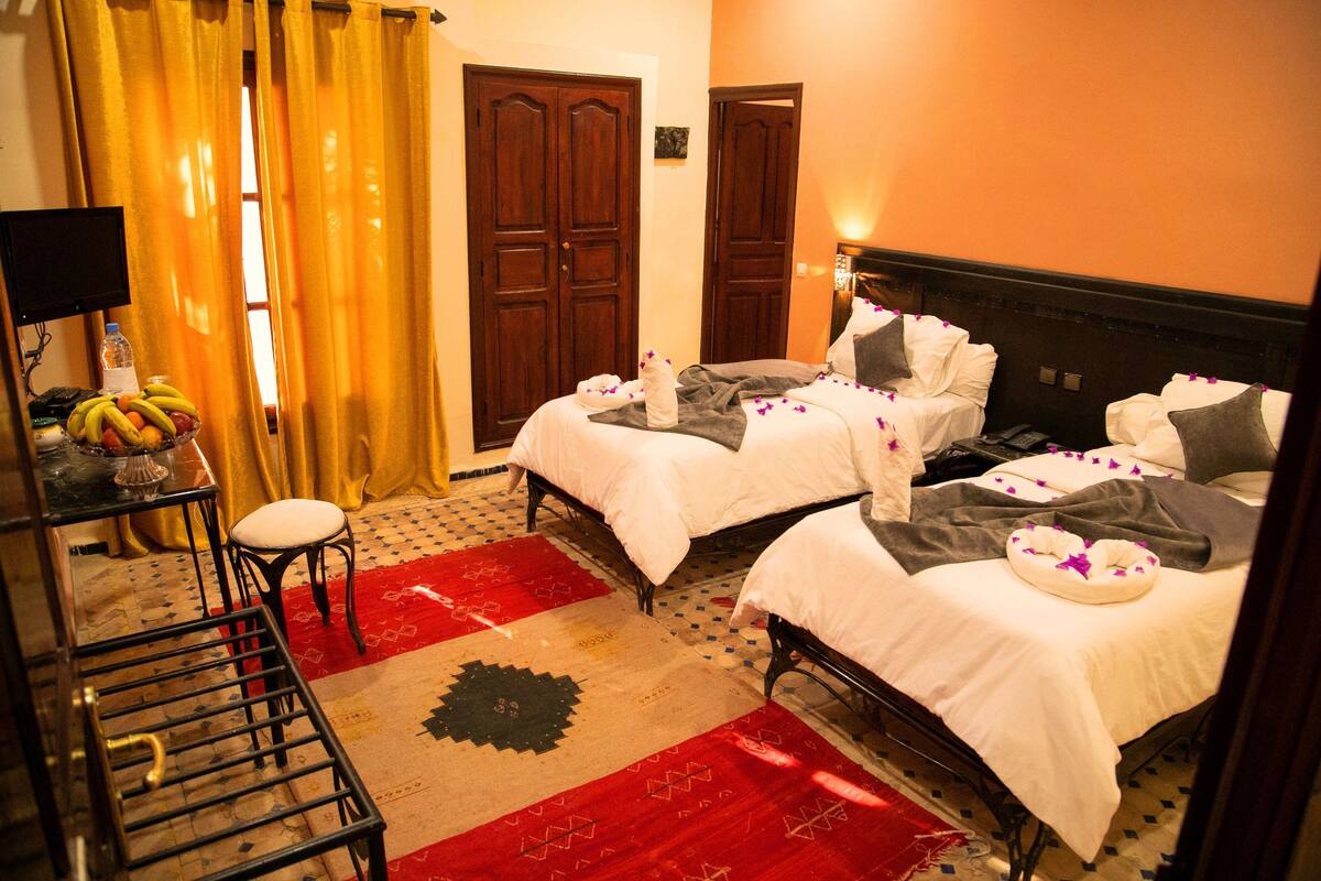 Standard Twin Room, Garden View | WiFi (free), bed sheets