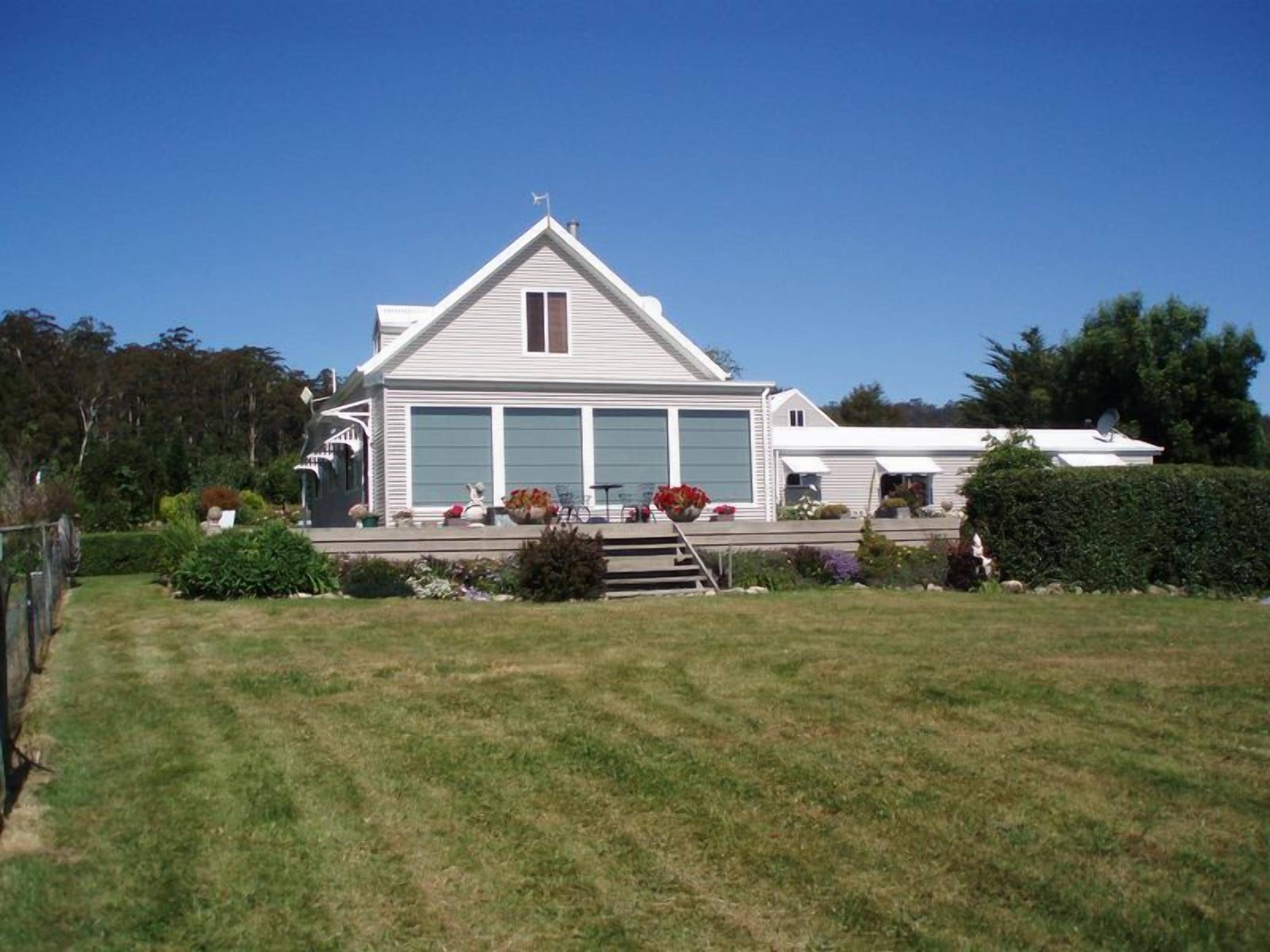 Windflowers Farmhouse B & B — image 18