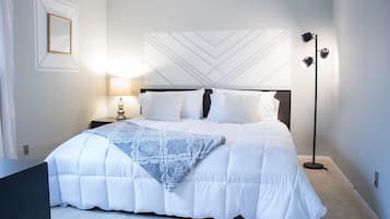 Exclusive Suite, 1 Bedroom (Shared Common Areas) | Iron/ironing board, WiFi (free)