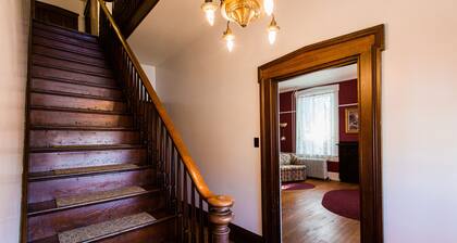 Red Rose Bed & Breakfast