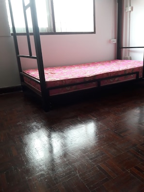 Mixed Dormitory Room