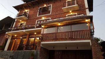 Front of property - evening/night