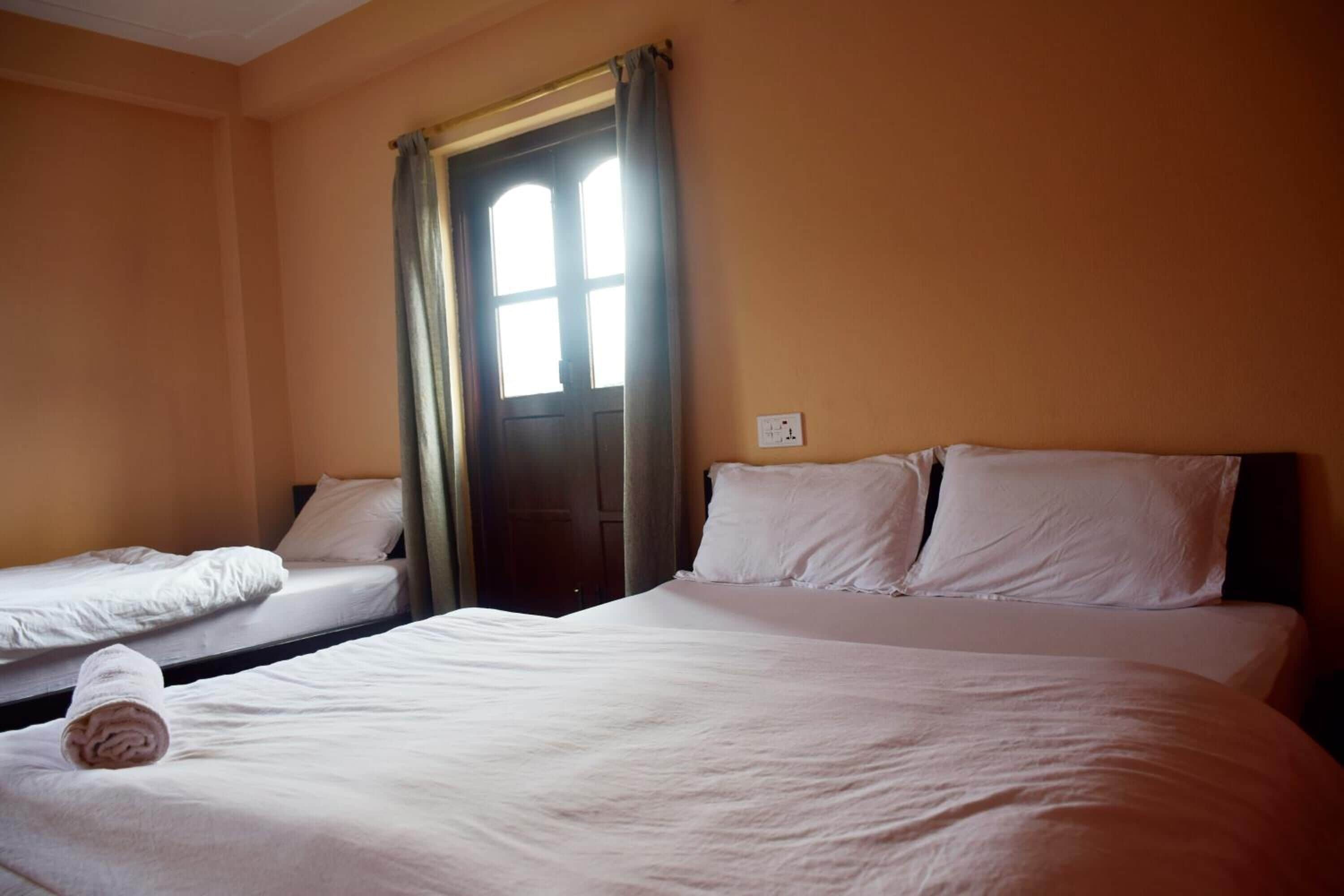 standard double or twin room | premium bedding, free wifi, bed sheets