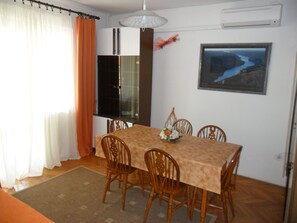Dining - Apartment with 2 bedrooms (Porec)