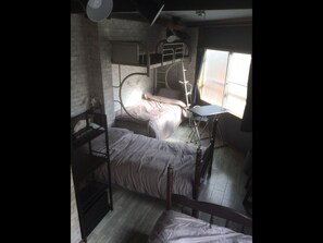 獨棟房屋, 非吸煙房 | 迷你吧、書桌、熨斗/熨衣板、免費無線上網