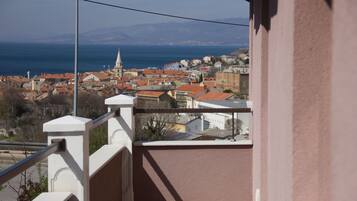 Studio | Terrace/patio