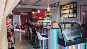 Coffee shop