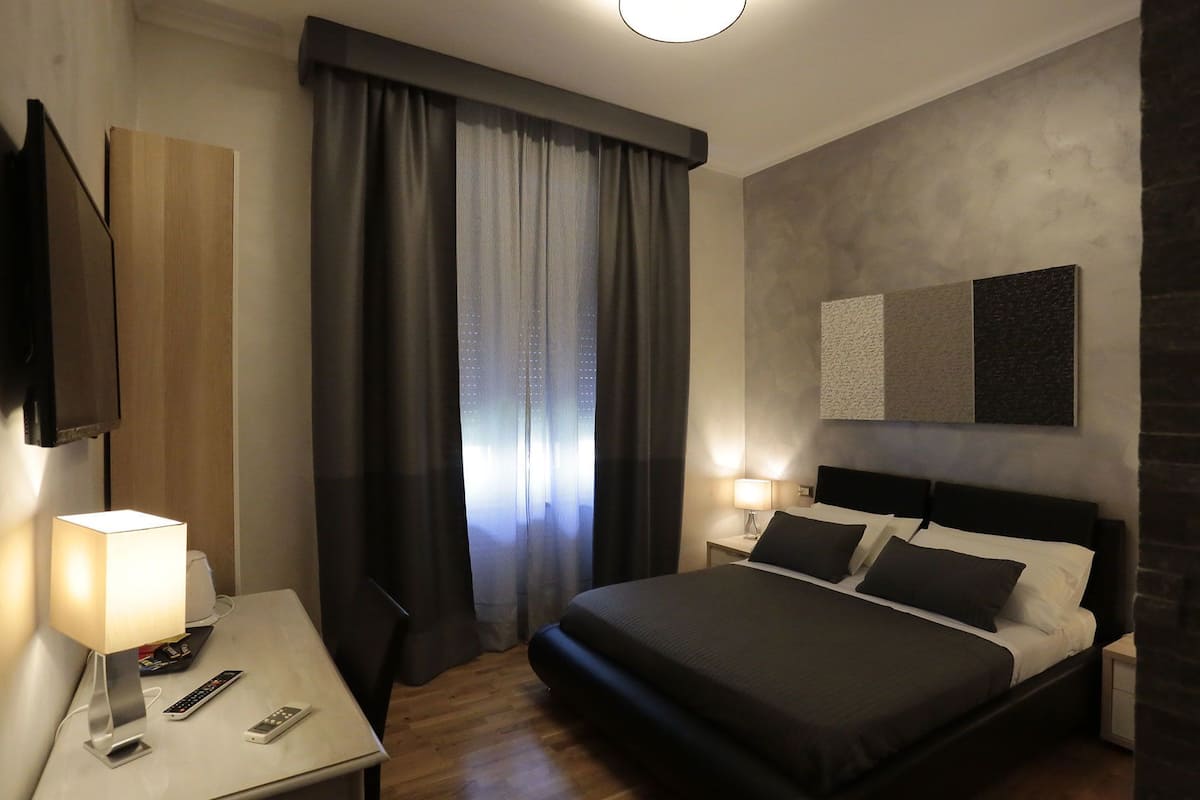 Ropa de cama de alta calidad y artículos del minibar gratis