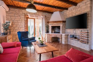 Smart-TV, peis og fotballspill