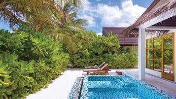 Two Bedroom Beach Pool Suite | Draps en coton égyptien, literie de qualité supérieure