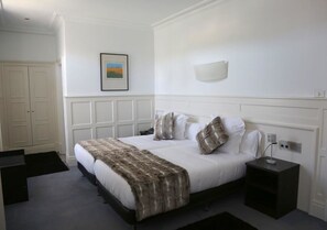 Room - Hotel Restaurante Olajauregi (Durango)