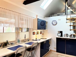 Fridge, oven, dishwasher