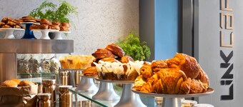 Link hotel & Hub By Dan Hotels