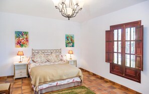 7 chambres, lit parapluie, Wi-Fi gratuit, draps fournis
