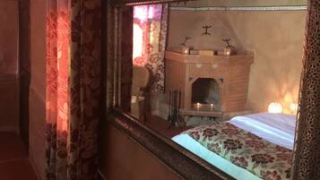 Luxury Double Room, River View (Berbere) | Premium bedding, desk, blackout drapes, free cribs/infant beds