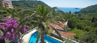 St. George Apartments and Villa with pool