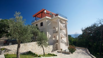 Chi tiết ngoại thất