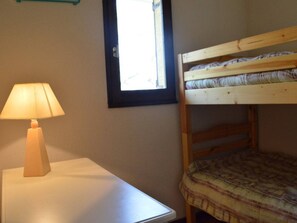 1 quarto