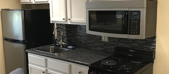 Comfy Studio Close To Subway STR4734