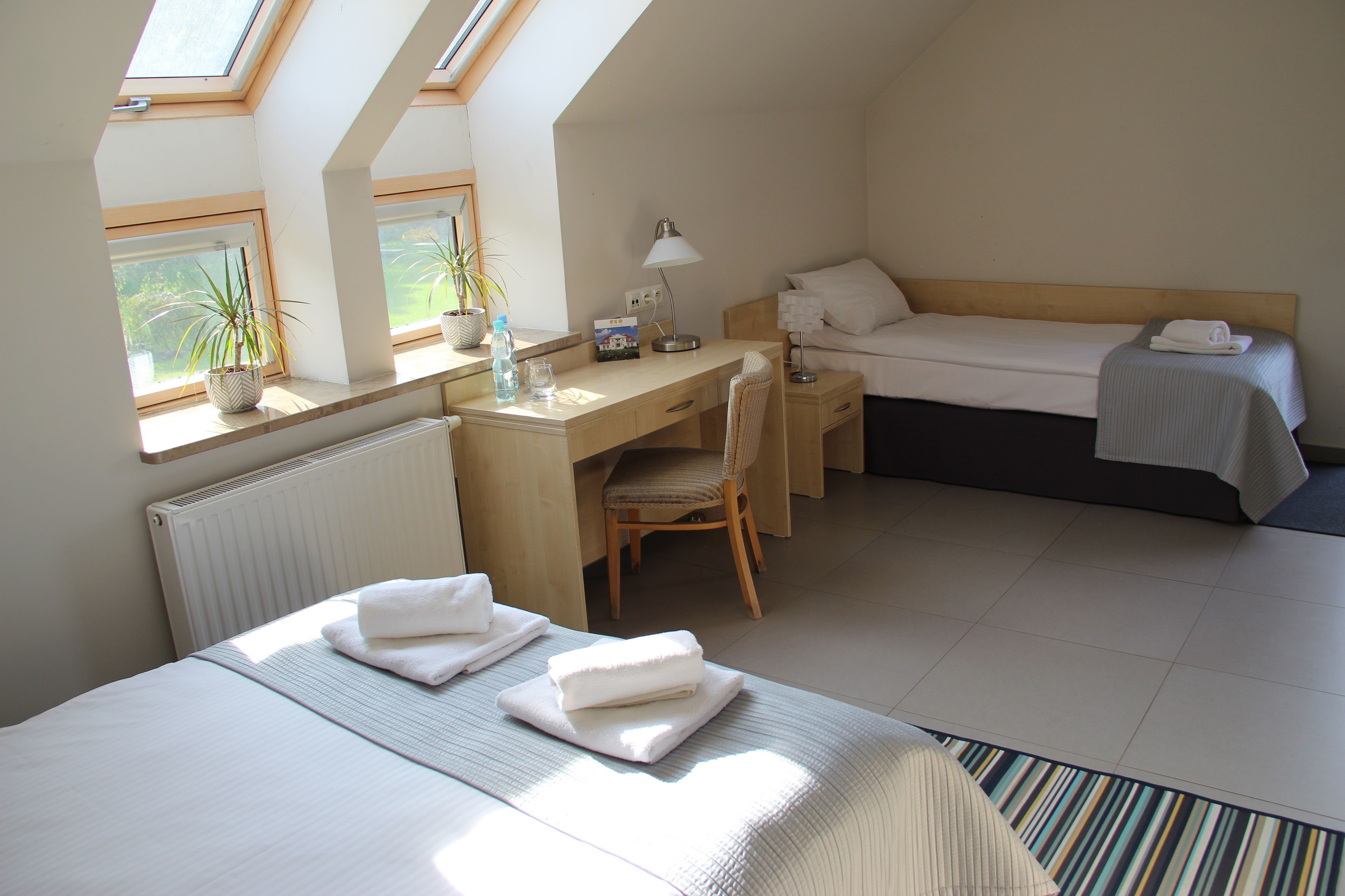 Comfort Triple Room, 1 Bedroom, Garden View | Desk, free WiFi, bed sheets