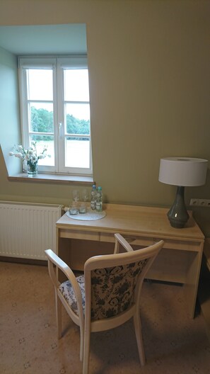 Chambre Double Deluxe, 1 lit double, vue jardin | Vue de la chambre
