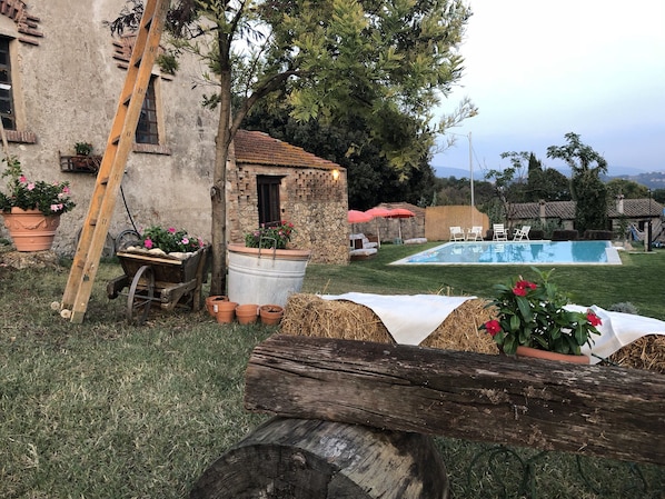 Outdoor pool - UMBRIA COUNTRY HOUSE CLOSE TO ROME! PODERE SAN DONATO WIFI FREE (San Vito, Terni)