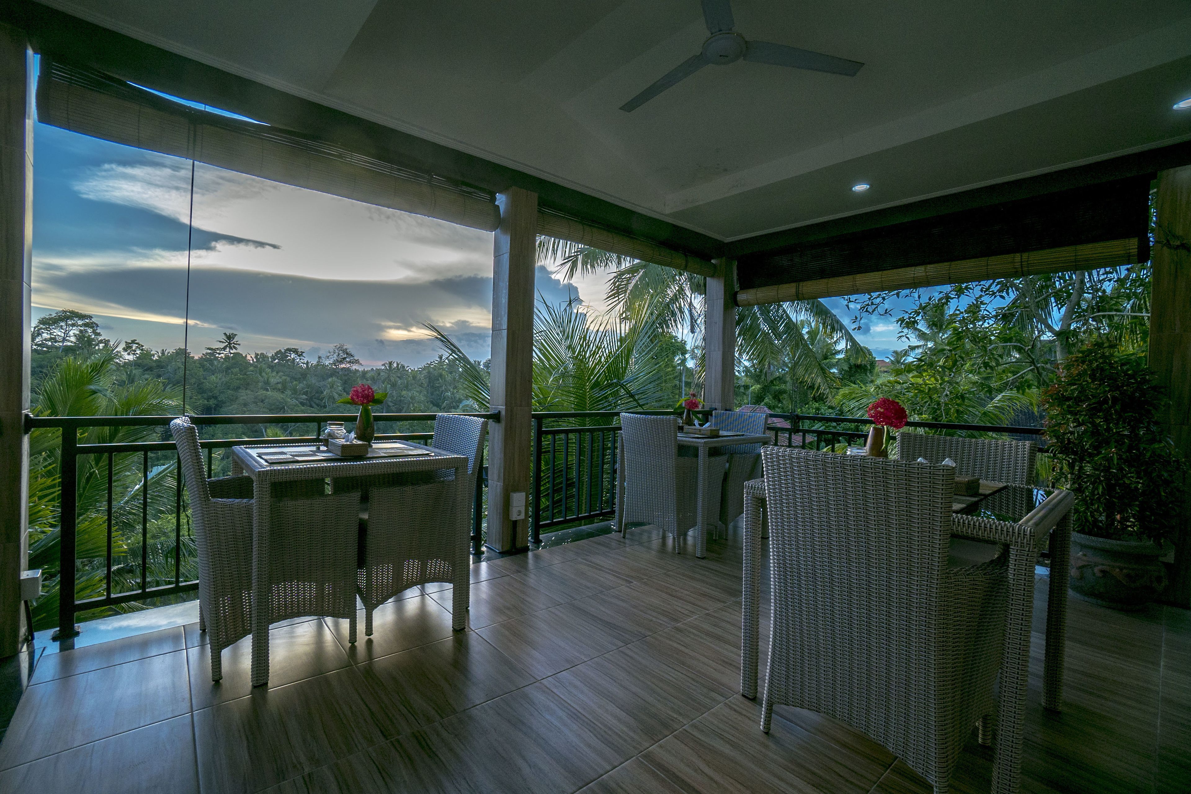 Foto - Adi Bisma Inn by Mahaputra