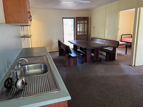 Dining - ☀️🎣🐠 🐠🐠🎣☀️  K'gari Lodge Beach/Fishing Shack in Happy Valley (Happy Valley Fraser Island)