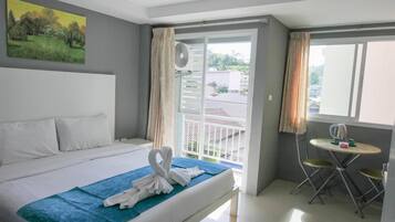 Cortinas opacas y wifi gratis