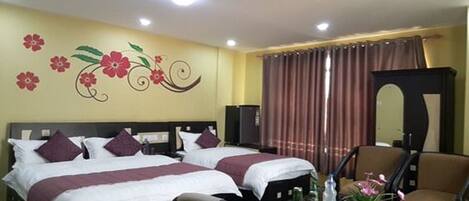 Super Deluxe Room | Minibar, desk, soundproofing, iron/ironing board