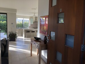 Room - Sonoma 8 (Noosaville)