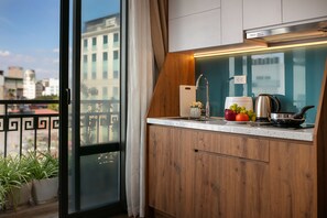Studio | Private kitchen - Au Coeur d'Hanoi Apartment (Hanoi)