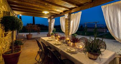 Villa La Rugantina- typisch toskanischen Bauernhaus mit eigenem Pool