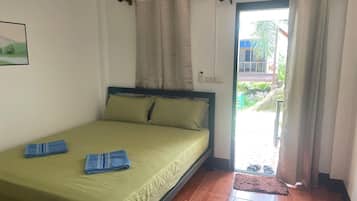 Townhouse Room