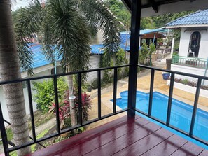 Living area - Lonely Beach Pool Resort (Ko Chang)