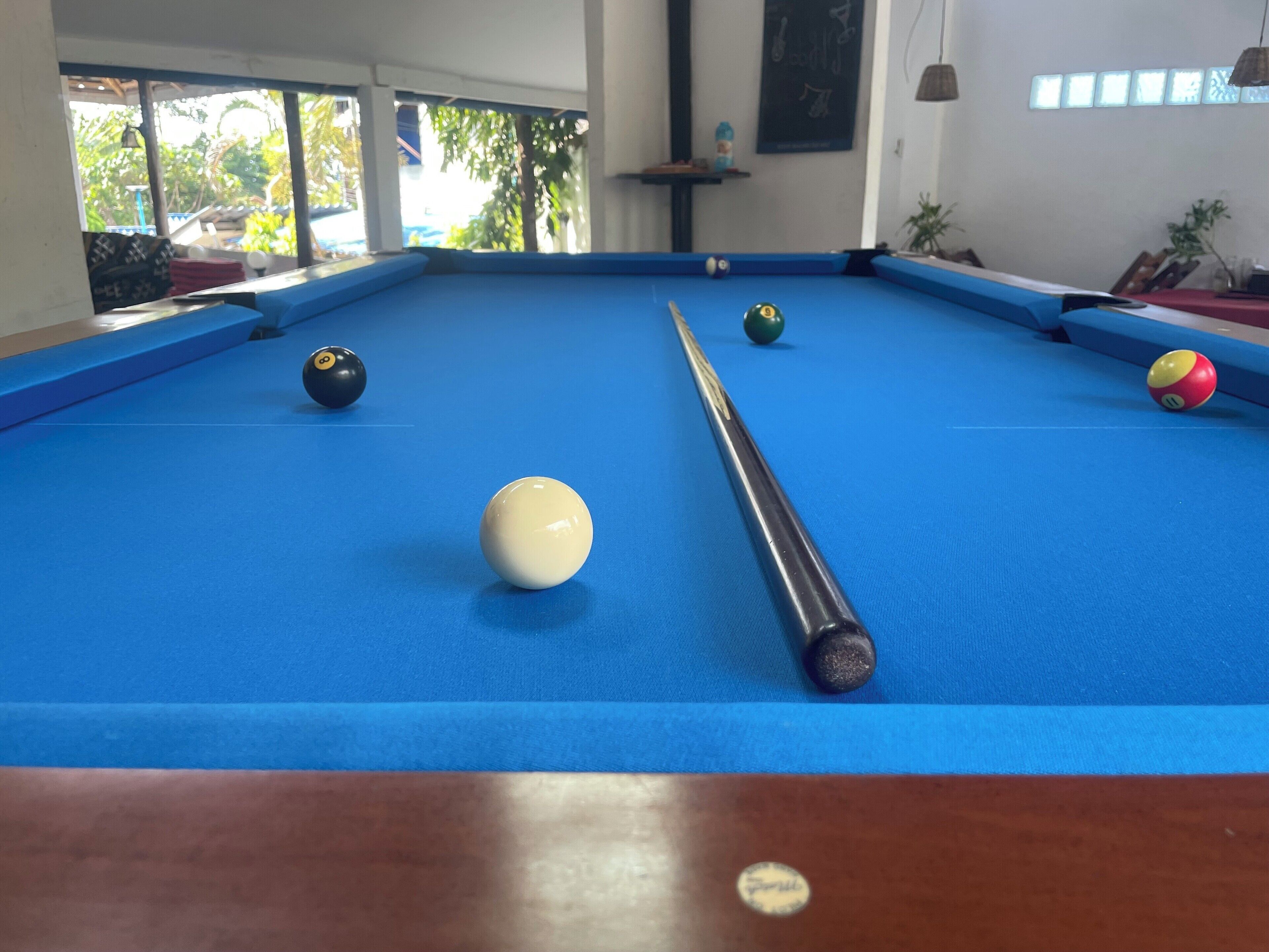 Breakfast, lunch, dinner served; local and international cuisine 